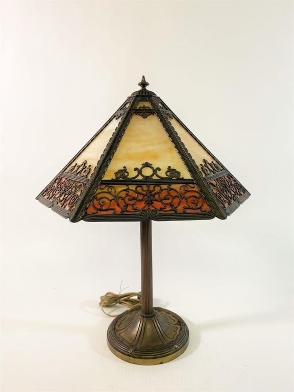 Slag glass table lamp with bronze metal