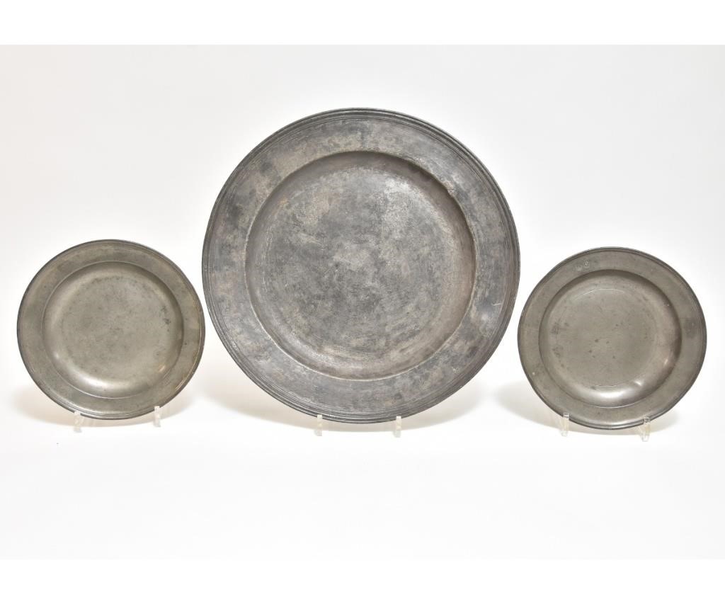 Large English pewter charger, 16.5dia;