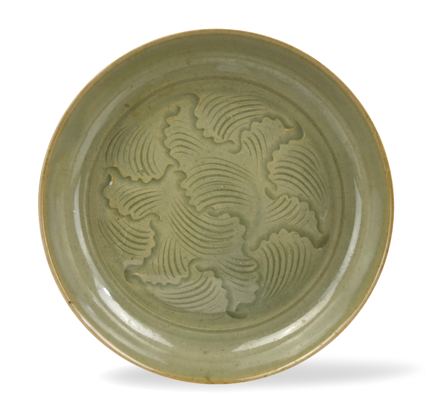 CHINESE YAOZHOU WARE DISH W/ WAVE,