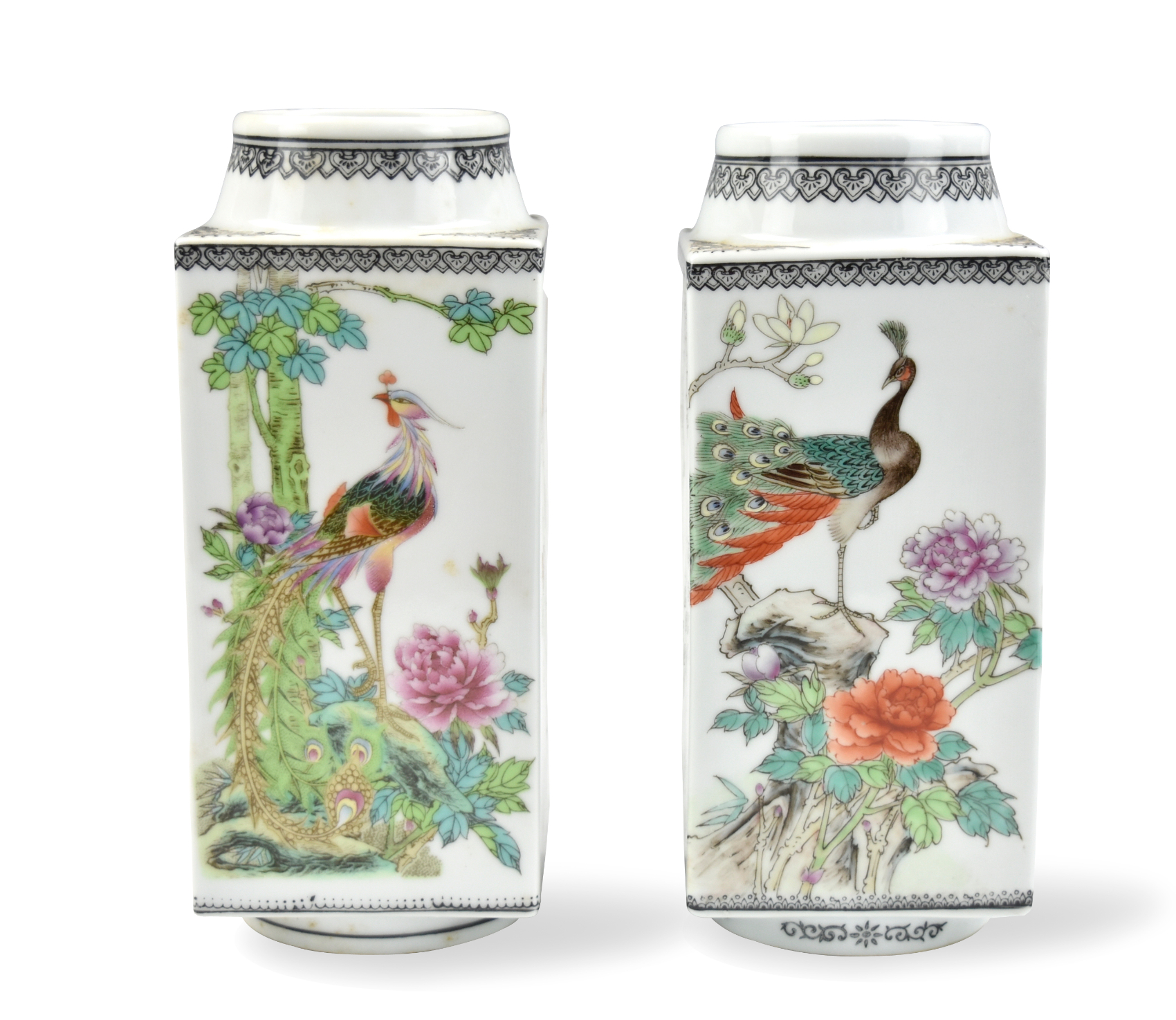 PAIR OF CHINESE FAMILLE ROSE SQUARE 3396cc