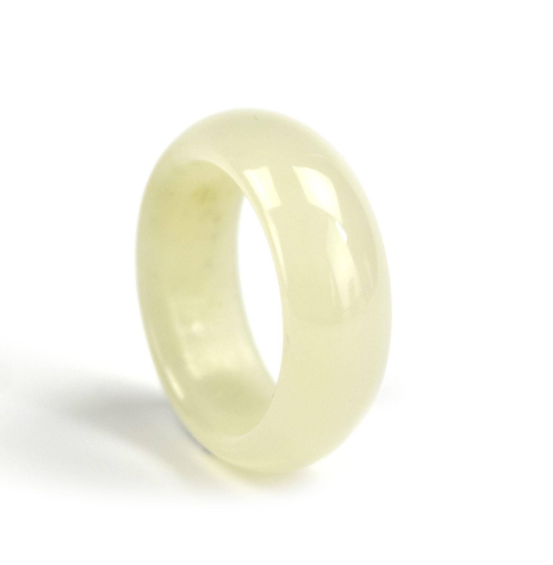 CHINESE WHITE JADE RING A White