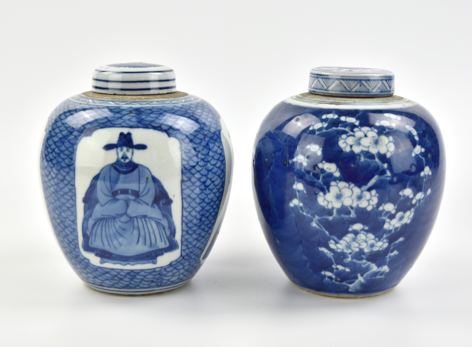 2 CHINESE BLUE AND WHITE JARS  339797