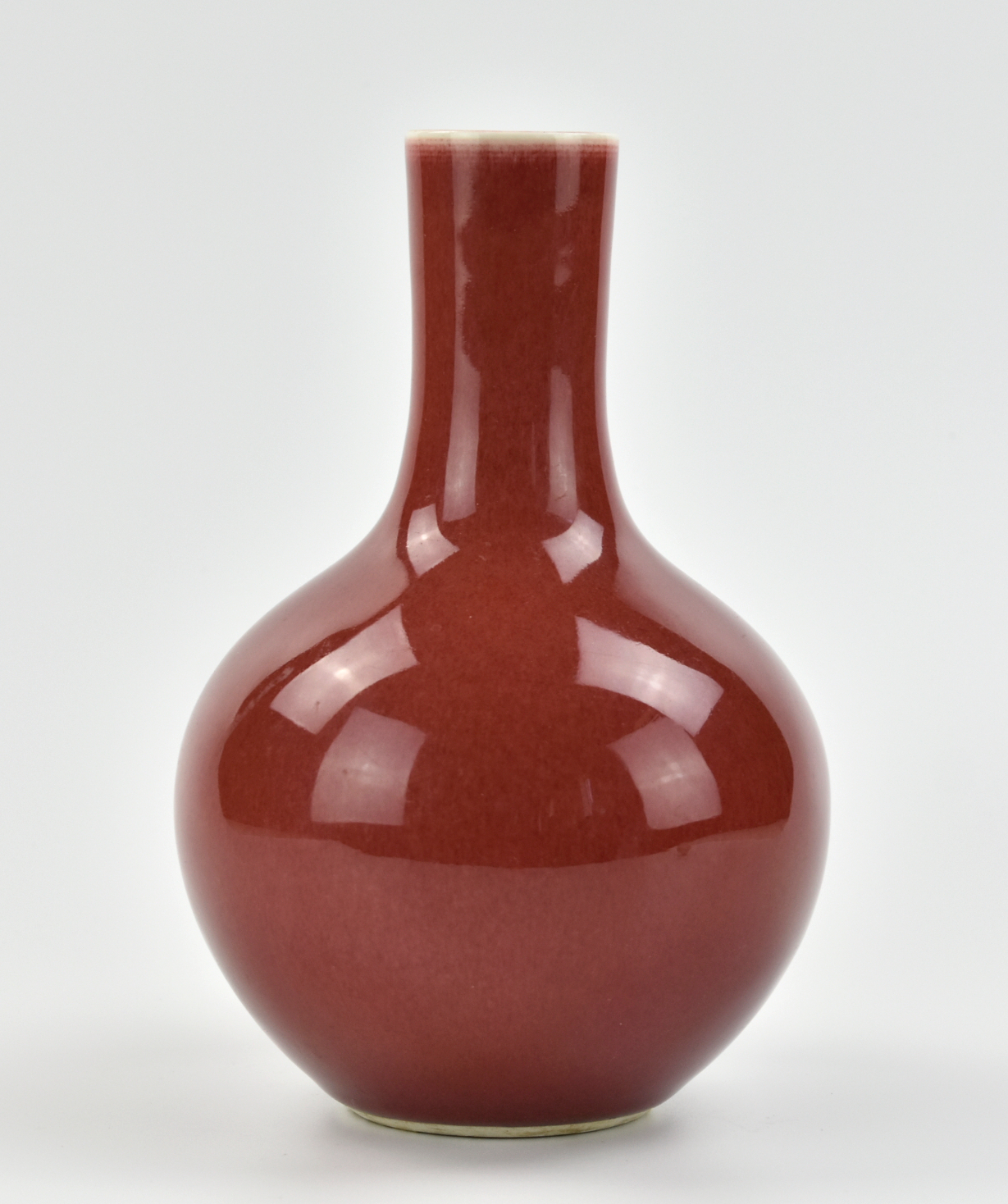 CHINESE RED GLAZED GLOBULAR VASE  3397a8