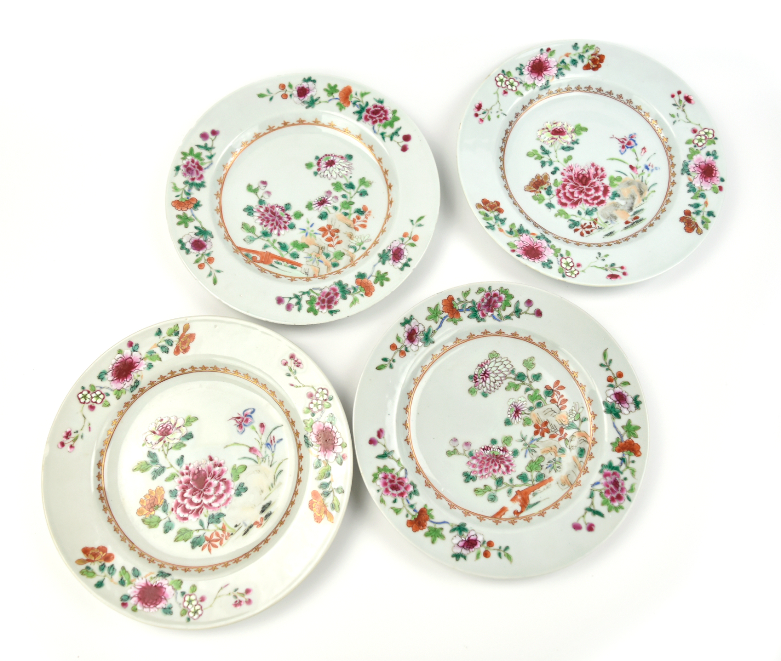 4 CHINESE FAMILLE ROSE FLORAL PLATE,