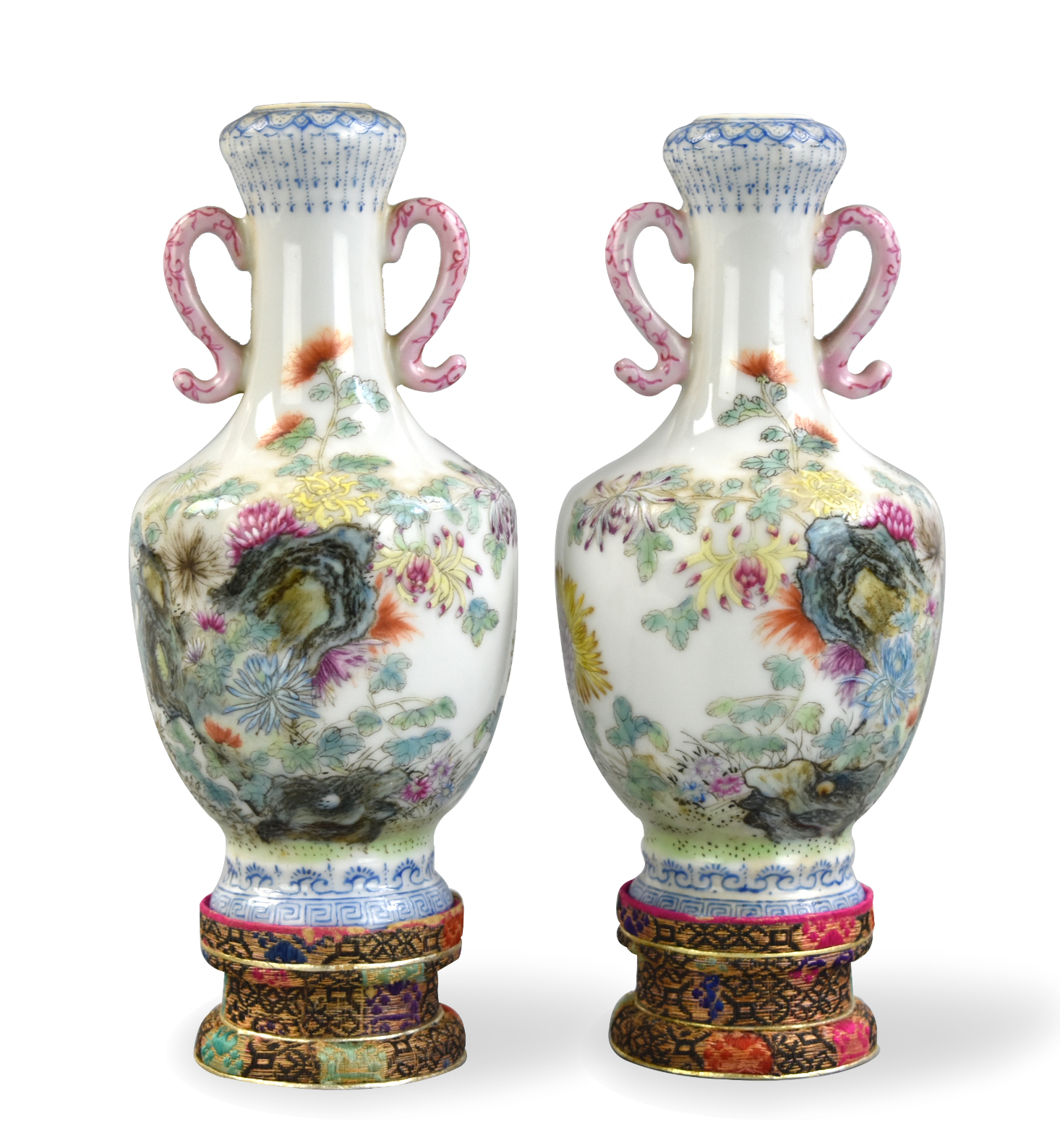 PAIR OF CHINESE FAMILLE ROSE VASE 339838