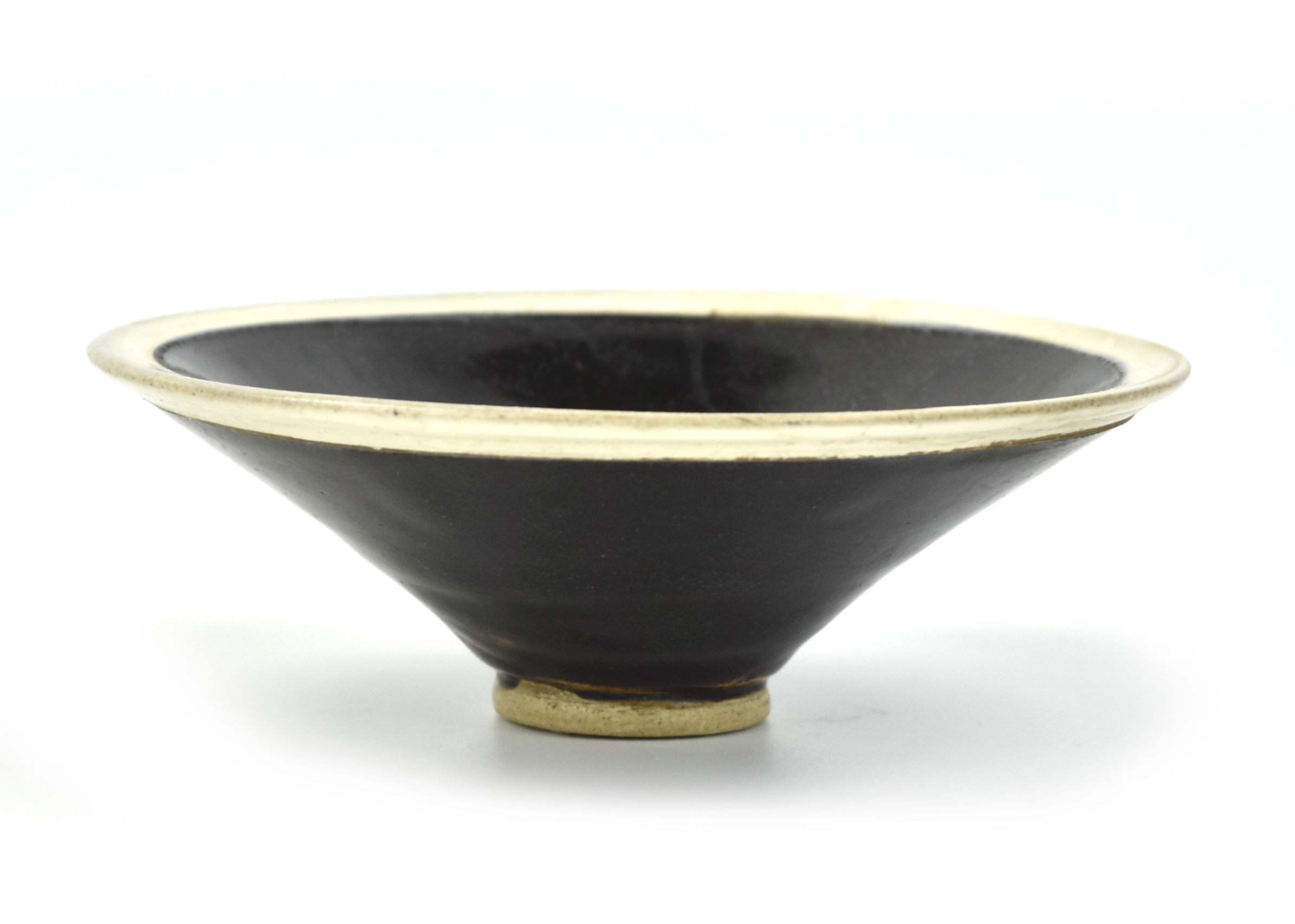 CIZHOU WARE BLACK-GLAZED BOWL W/