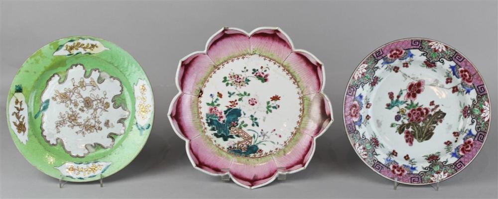 CHINESE EXPORT LOTUS SHAPED DISH  339abc