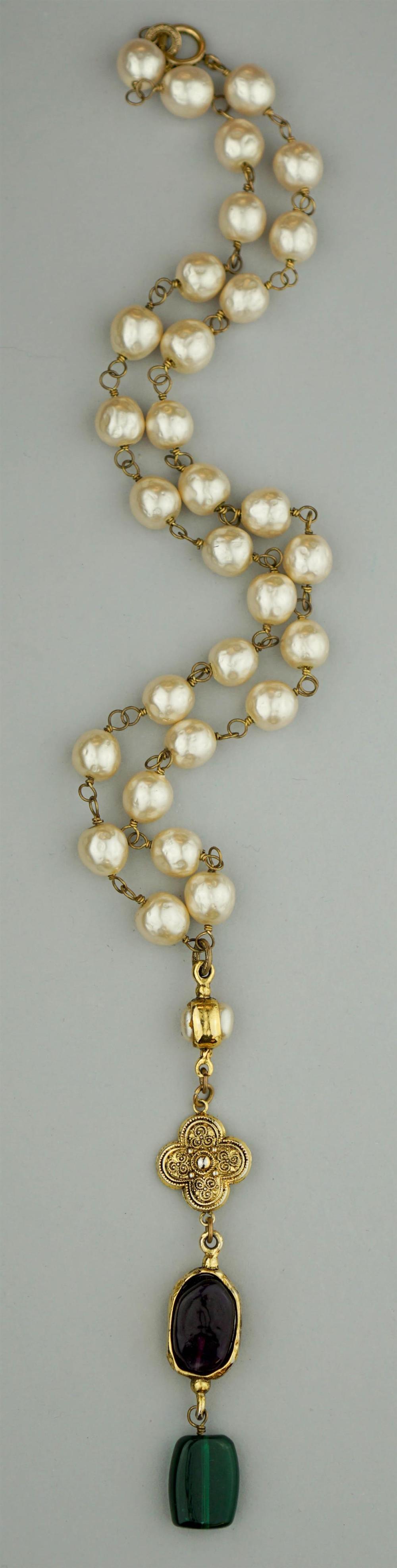 VINTAGE CHANEL FAUX PEARL AND GEMSTONE