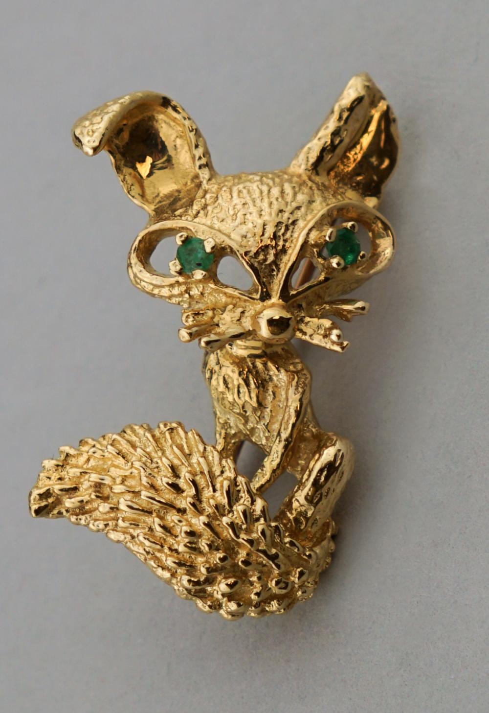 14K YELLOW GOLD AND EMERALD FOX