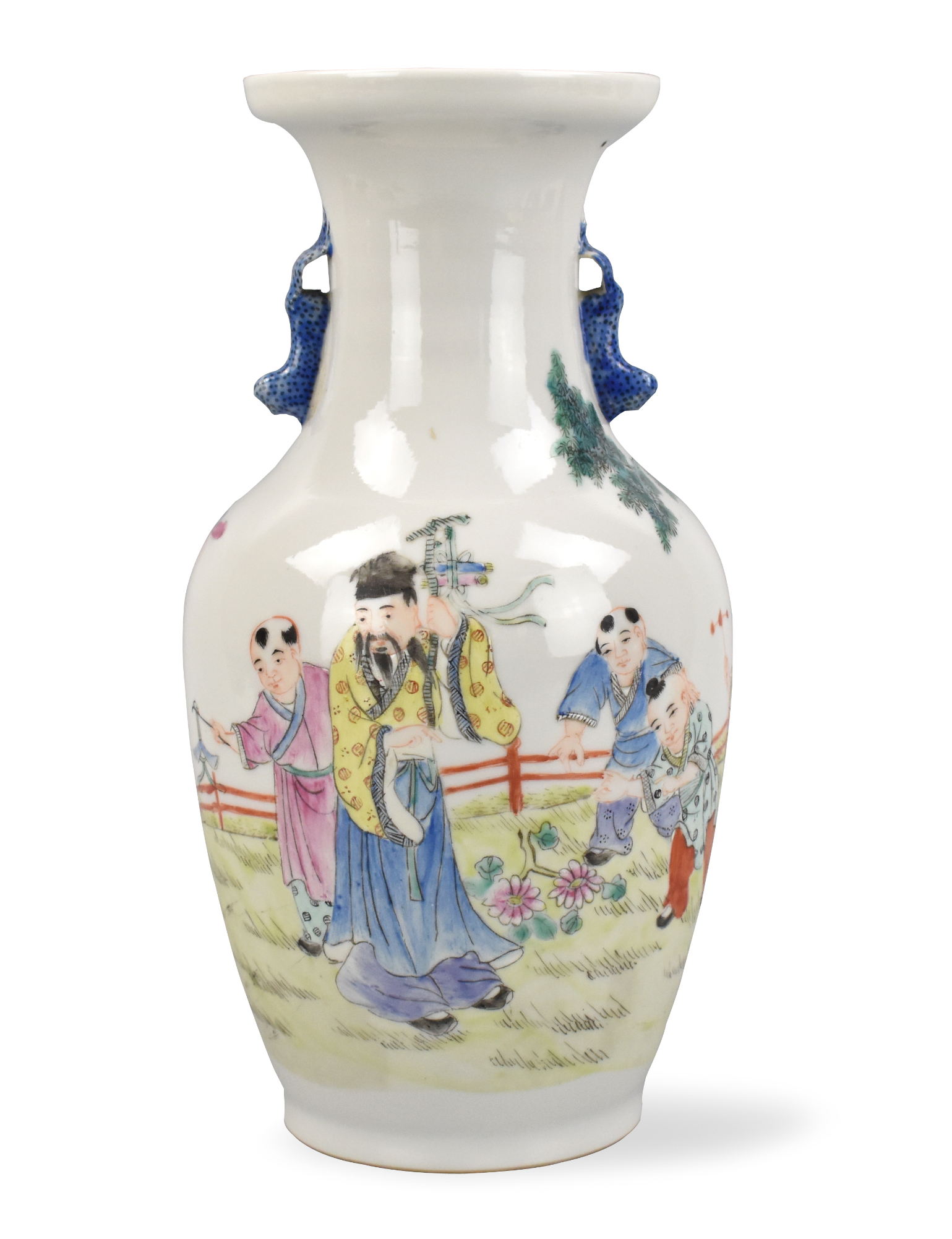 CHINESE FAMILLE ROSE VASE W FIGURES 339bce