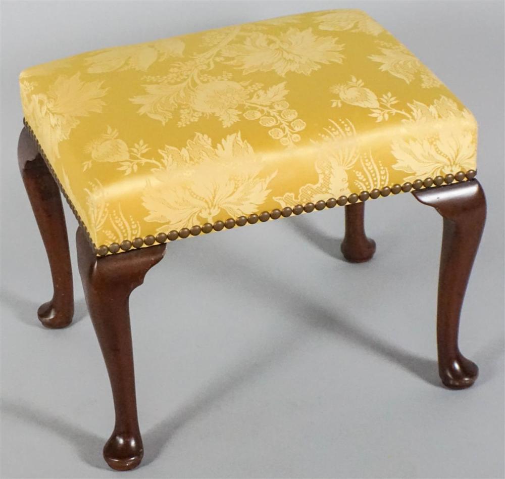 KITTINGER MAHOGANY UPHOLSTERED