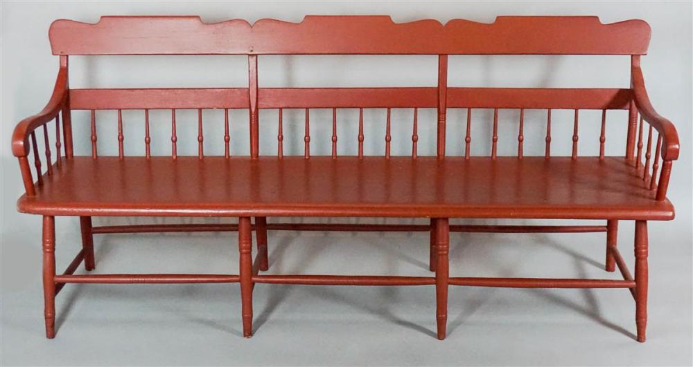 AMERICAN WINDSOR RED PAINTED BENCH SETTEEAMERICAN 339d5b