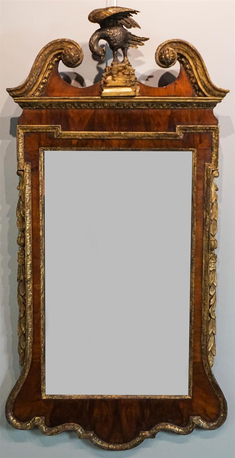 GEORGE III WALNUT PARCEL GILT MIRROR 339f01