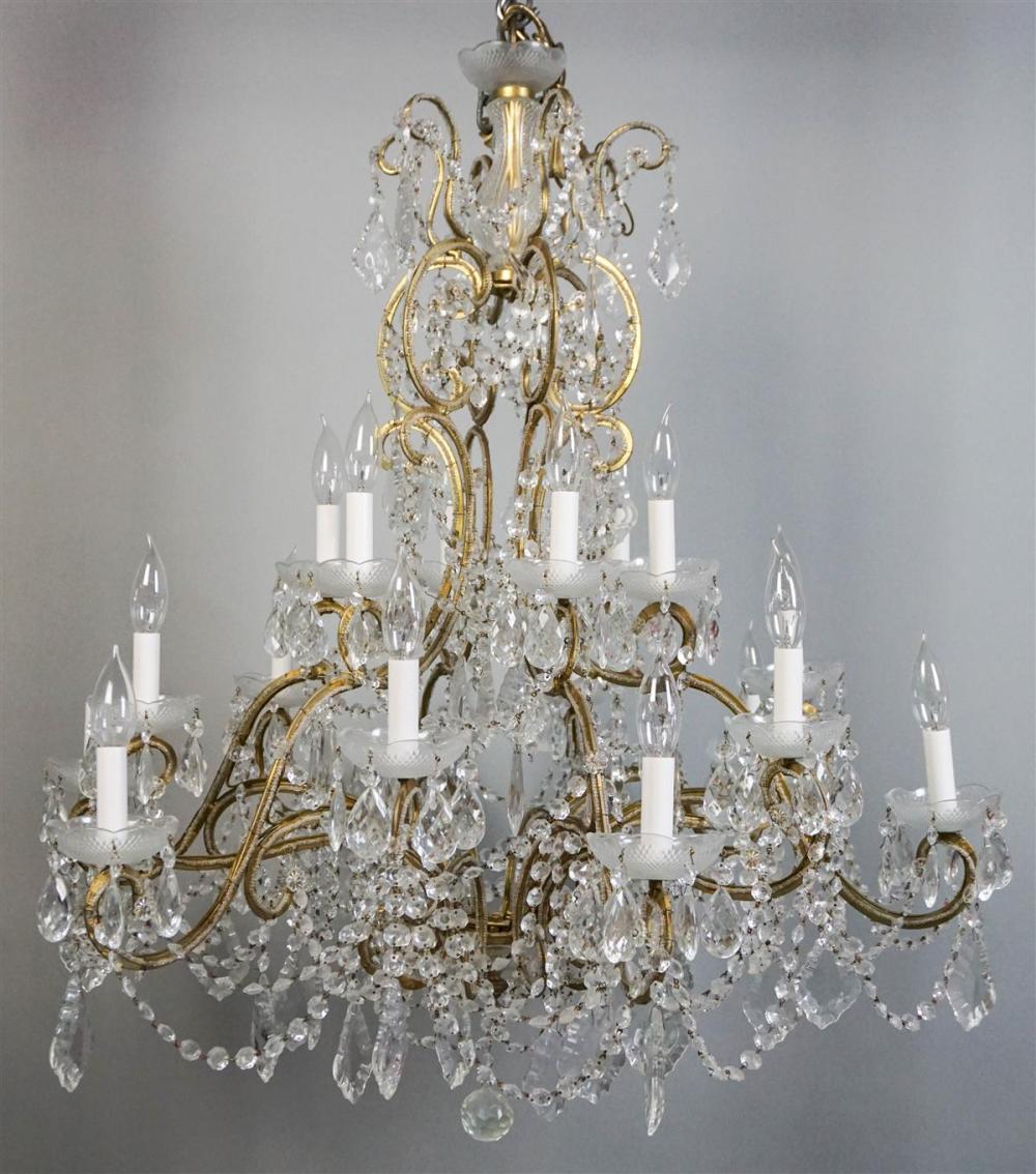 LARGE FRENCH CRYSTAL 18 LIGHT CHANDELIERLARGE 339f11