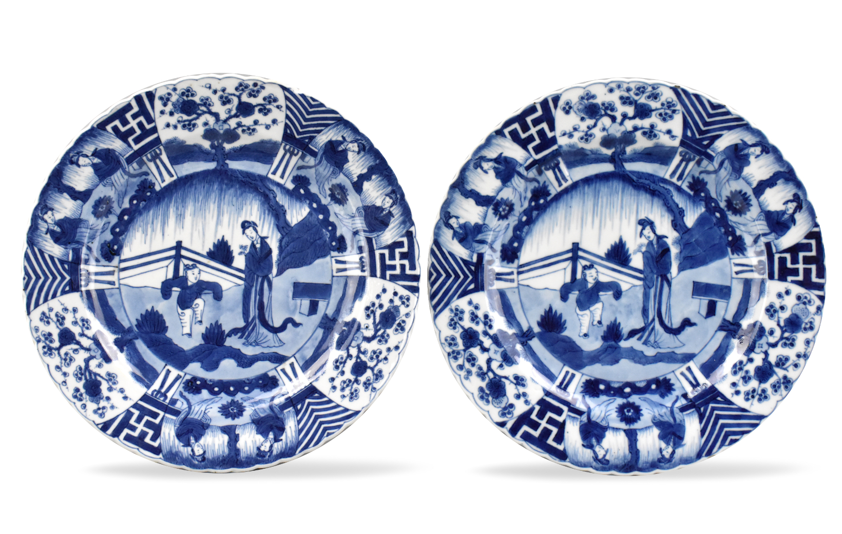 PAIR OF CHINESE EXPORT B W PLATE  339f9b