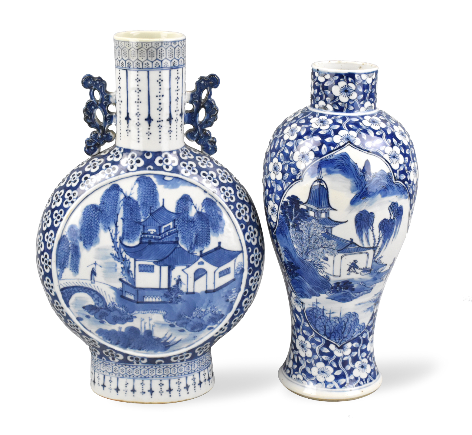 2 CHINESE BLUE & WHITE VASE W/