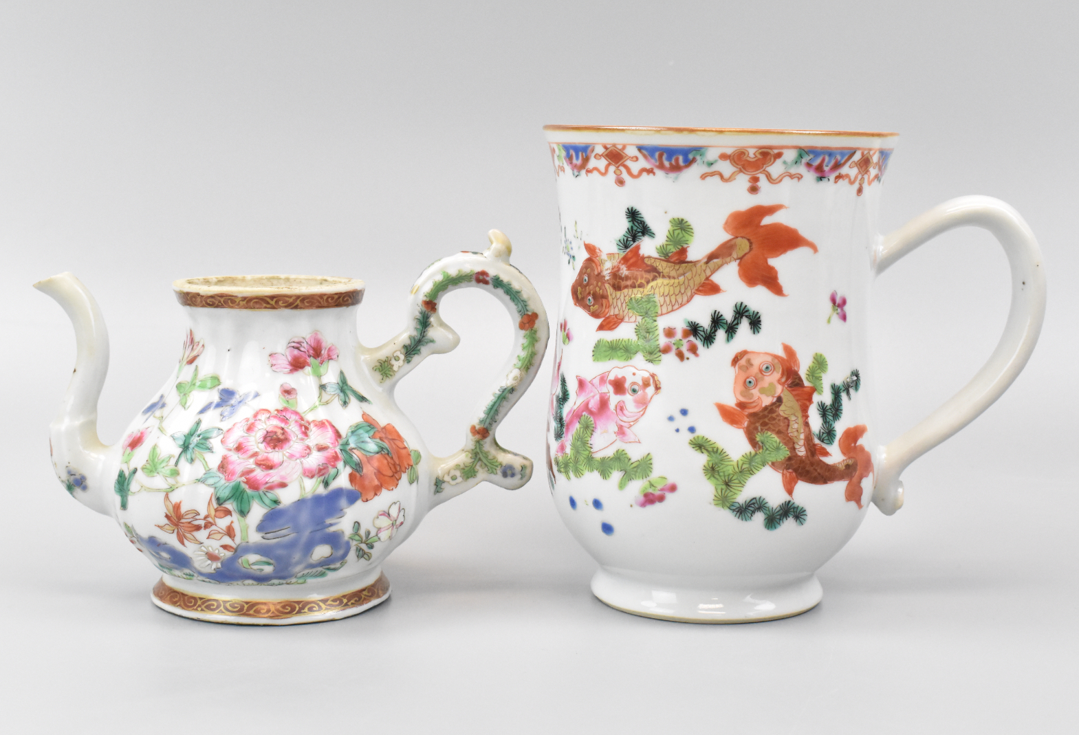 2 CHINESE EXPORT FAMILLE ROSE TEAPOT&