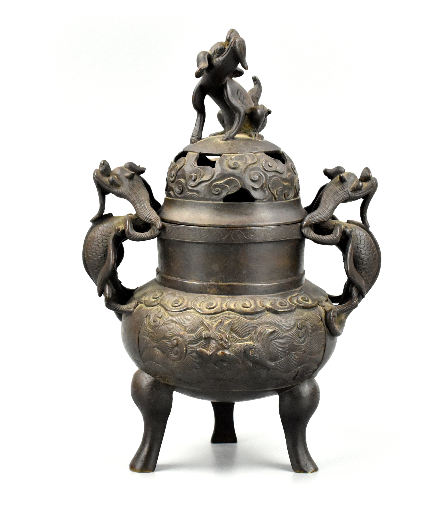 CHINESE BRONZE TRIPOD COVERED CENSER 339fac