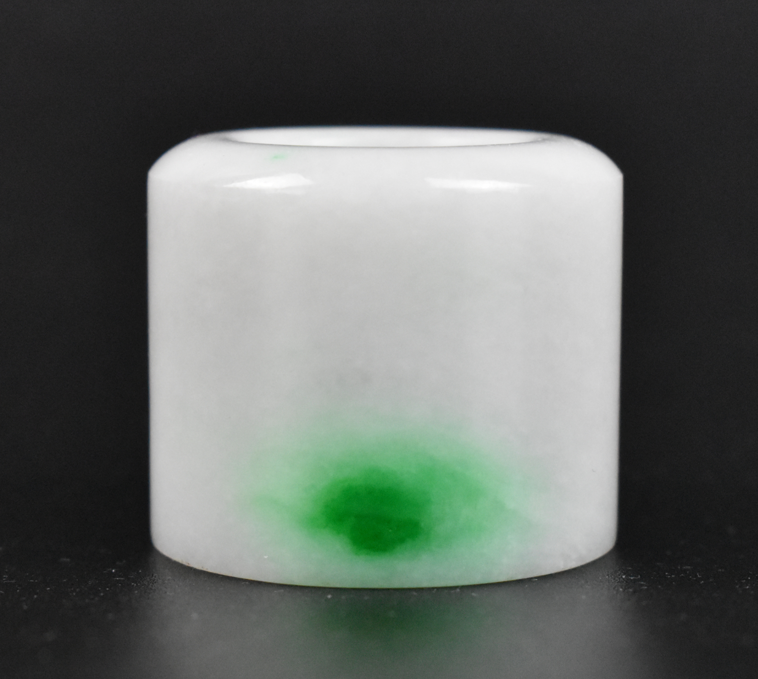 CHINESE JADEITE ARCHER'S RING,