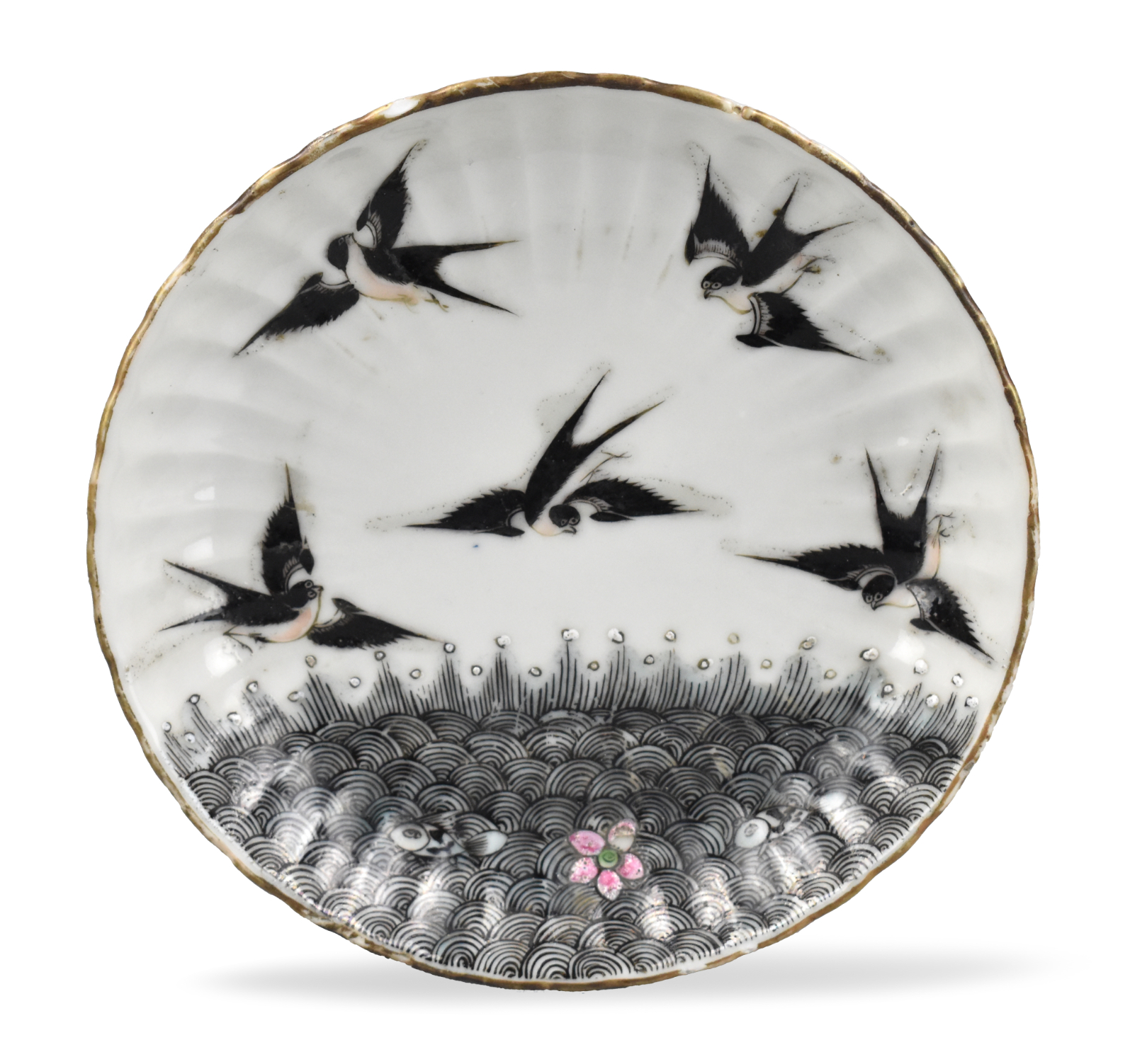 CHINESE FAMILLE ROSE DISH W SWALLOWS 19TH 339fd9