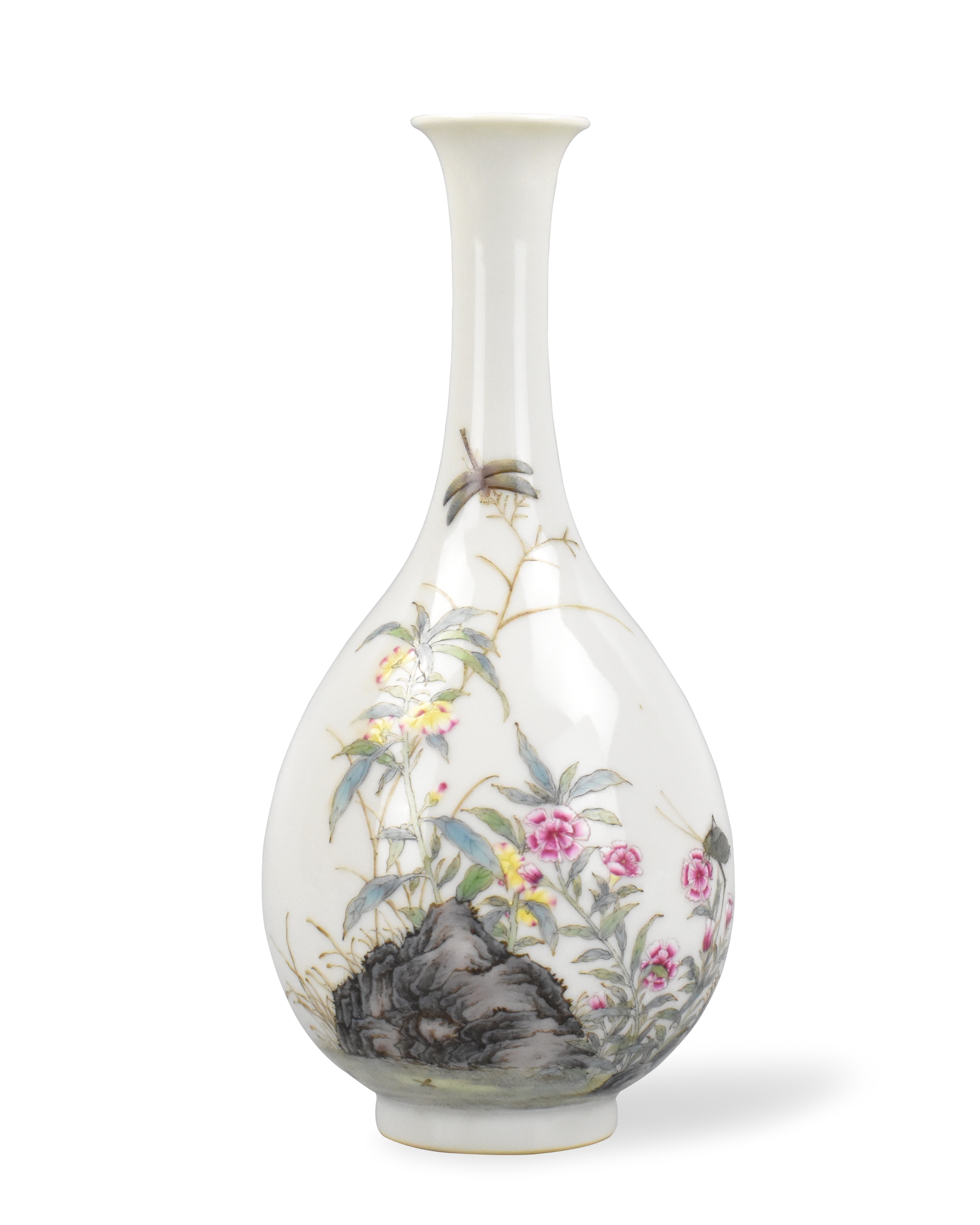 CHINESE ENAMEL VASE W BUTTERFLTY 33a02b