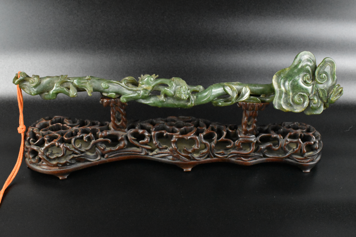 CHINESE SPINACH JADE CARVED RUYI