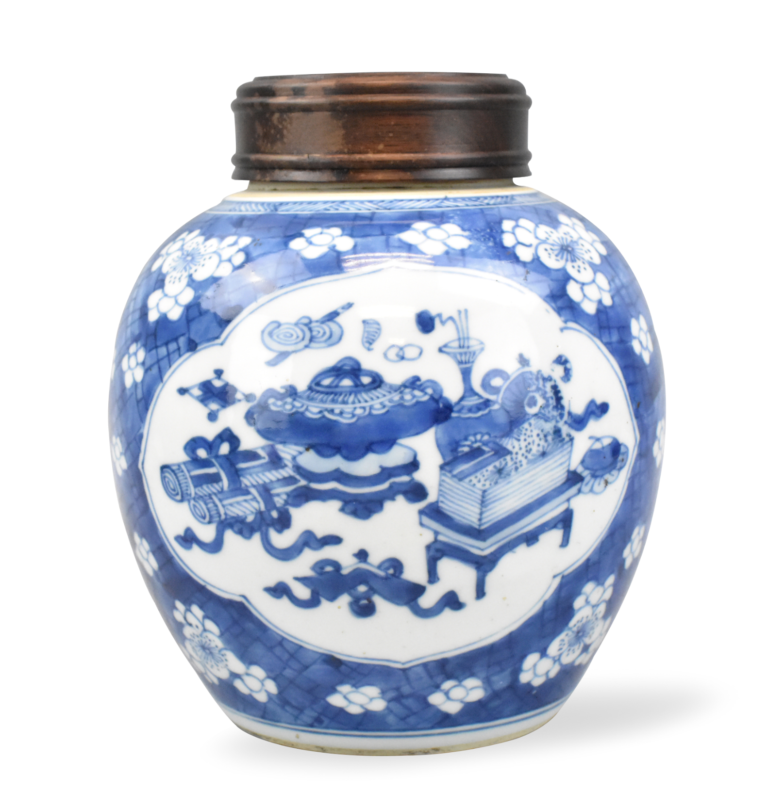 CHINESE BLUE & WHITE JAR W/ANTIQUES,