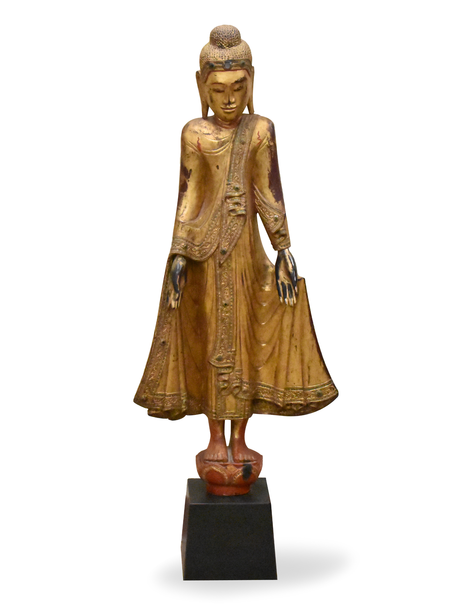 LARGE BURMESE GILT LACQUERED WOOD 33a0c3