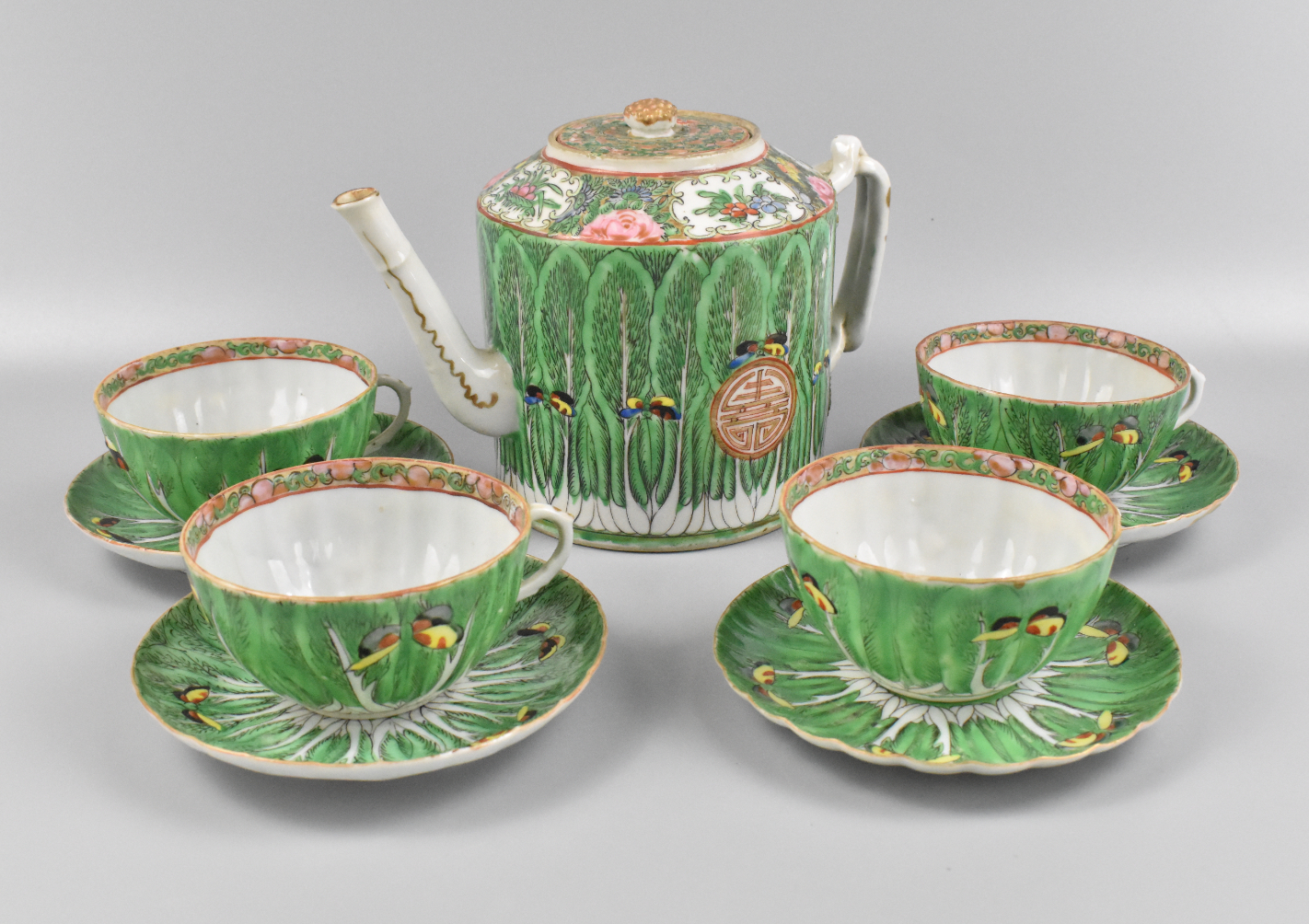 GROUP OF CHINESE CABBAGE TEA SET  33a147