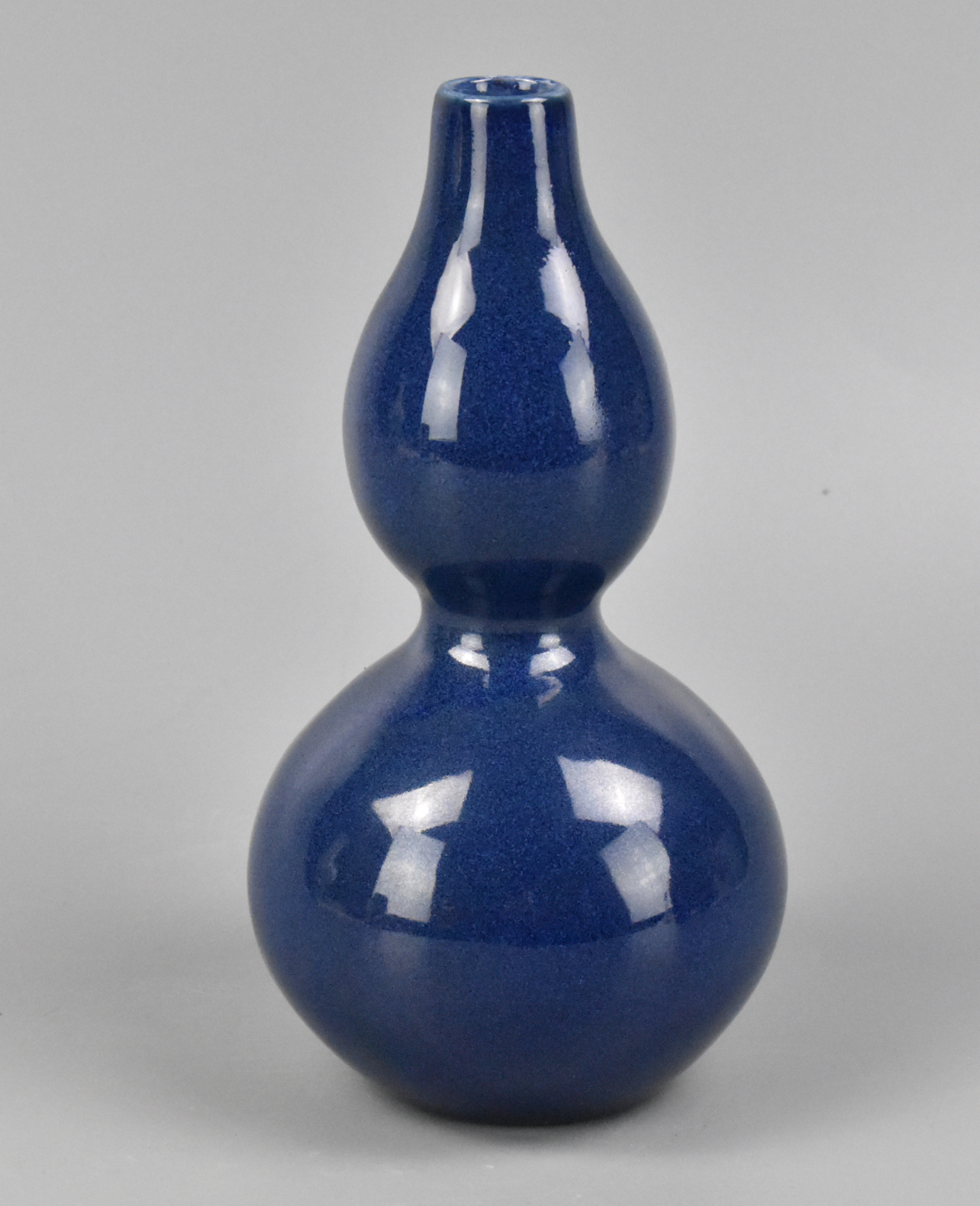 CHINESE BLUE GLAZED GOURD VASE 33a1ad