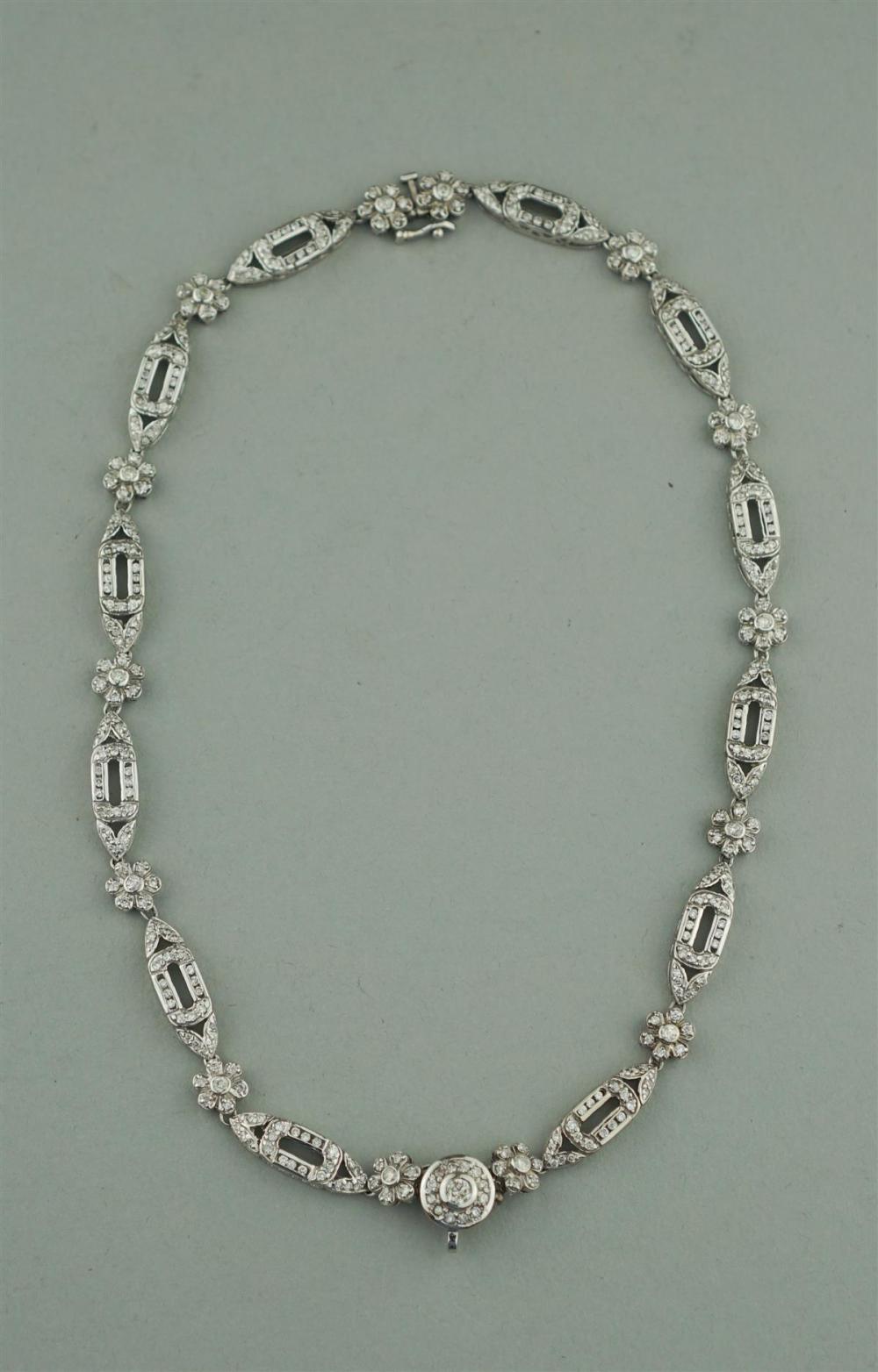 14K WHITE GOLD AND DIAMOND NECKLACE14K