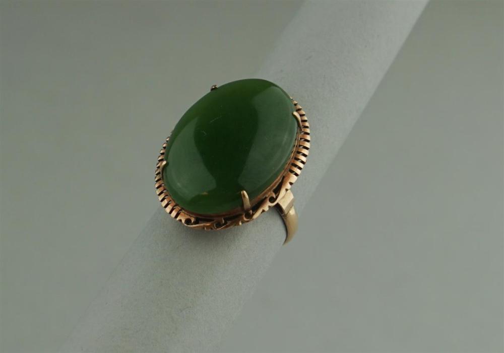 18K YELLOW GOLD AND JADE RING18K 33a1f0