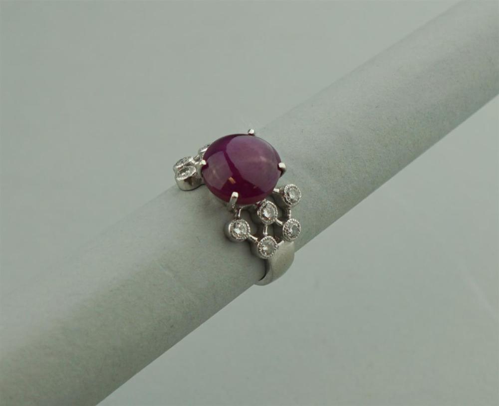 PLATINUM RUBY AND DIAMOND RINGPLATINUM  33a221