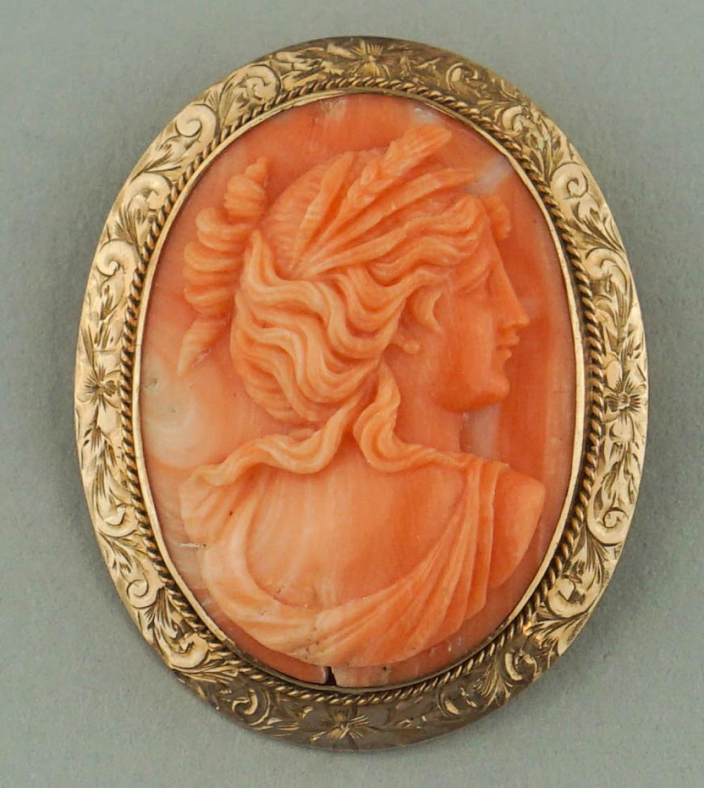 ANTIQUE 14K YELLOW GOLD AND CORAL CAMEO