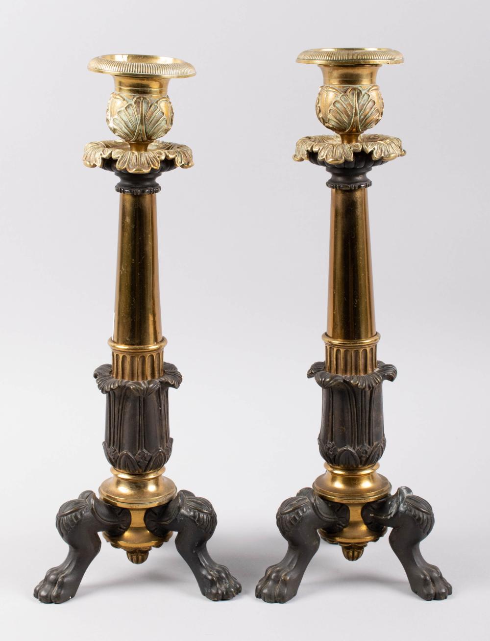 PAIR OF PAWFOOT CANDLESTICKS HEIGHT  33c9e4