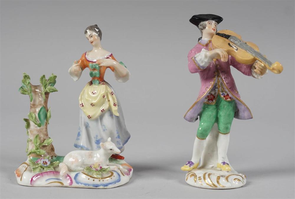 TWO SAMSON ET CIE PORCELAIN FIGURES 33c9f4