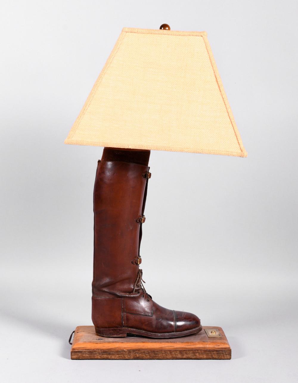 SENATOR WARNER S RIDING BOOT LAMP 33caa2