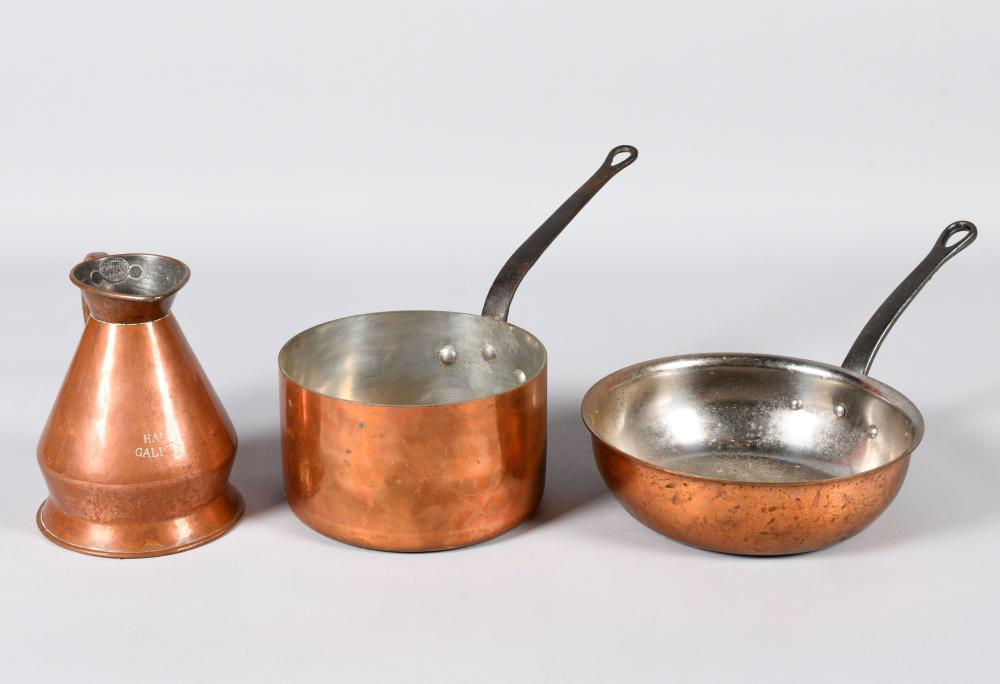 SENATOR WARNER S TWO COPPER PANS 33caca