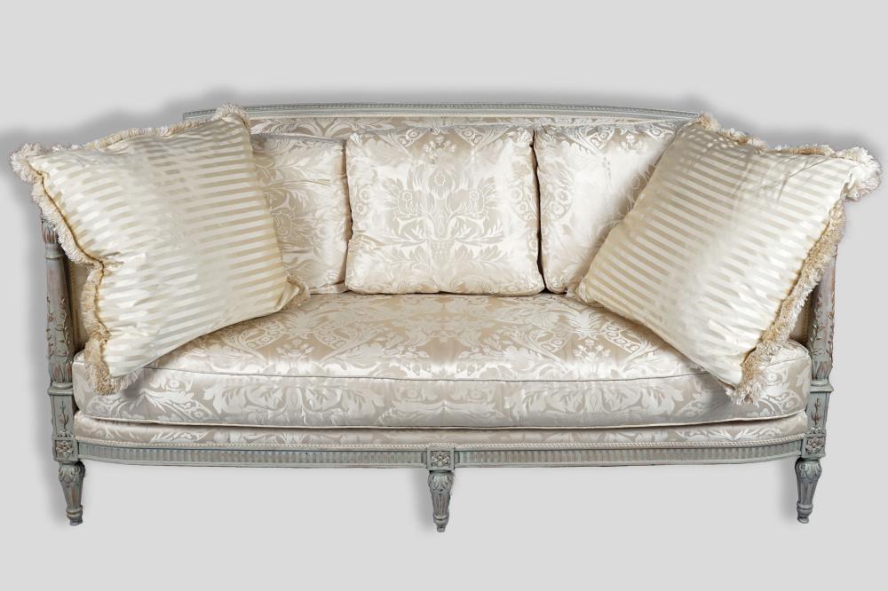 LOUIS XVI STYLE GREY PAINTED CANAPE  33cb15