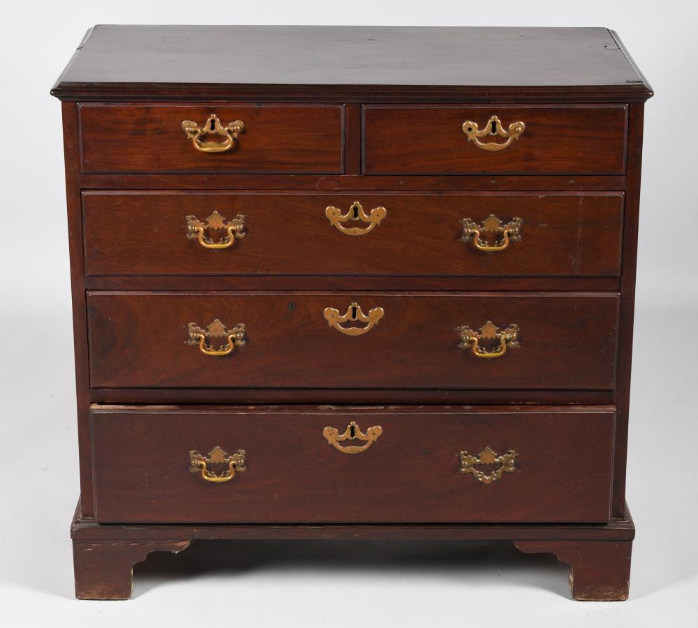 GEORGE III MAHOGANY CHEST OF DRAWERS  33cb22