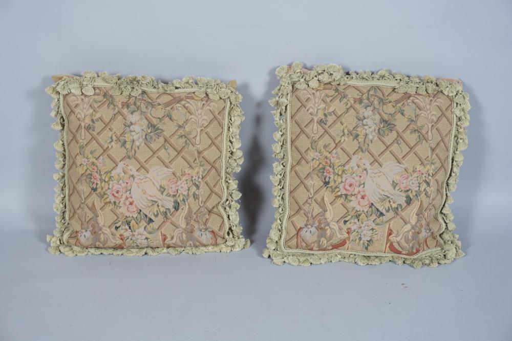 TWO NEEDLEPOINT PILLOWS WITH FRINGETWO 33cbfc