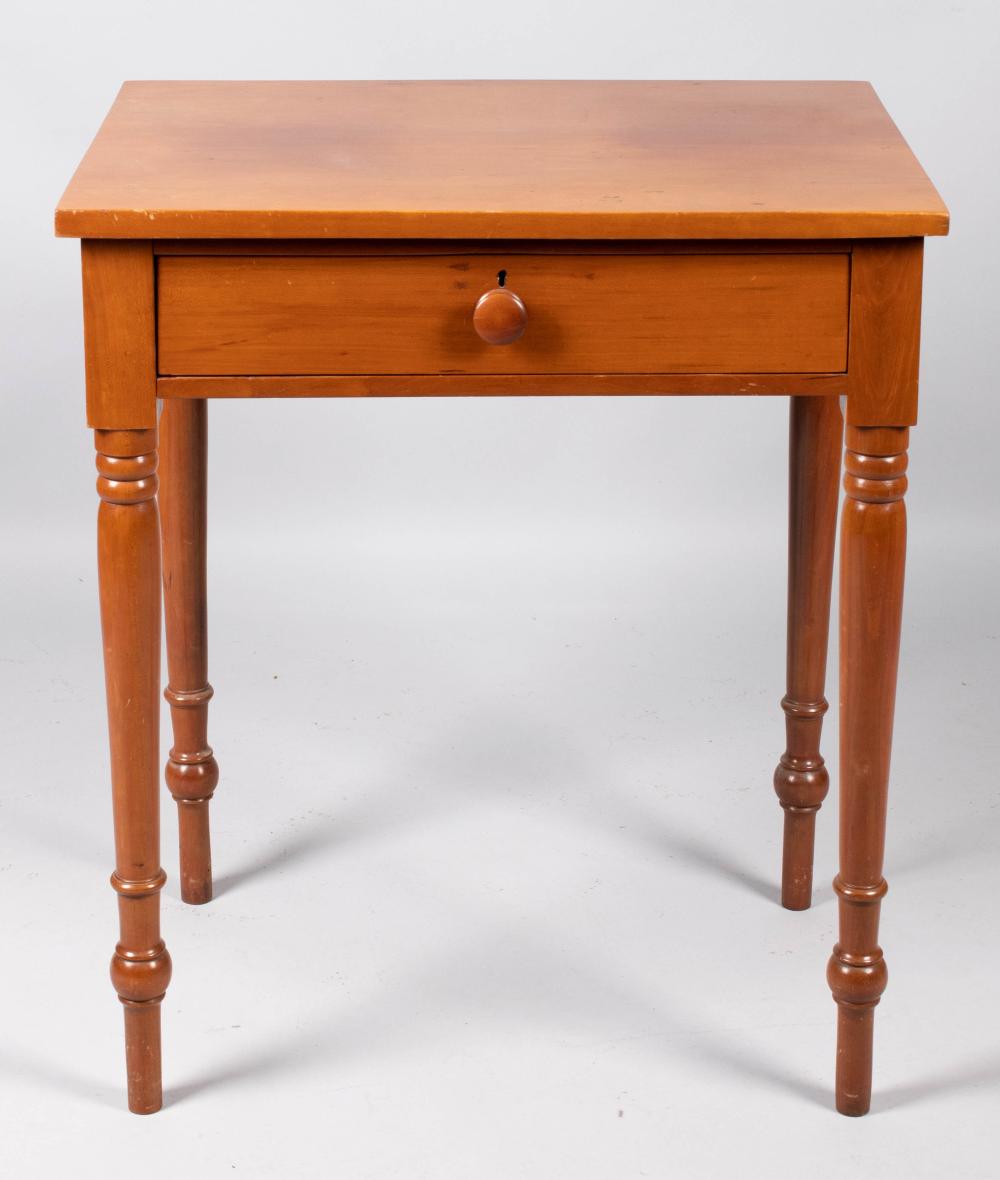 COUNTRY CHERRY SIDE TABLE EARLY 33cc06