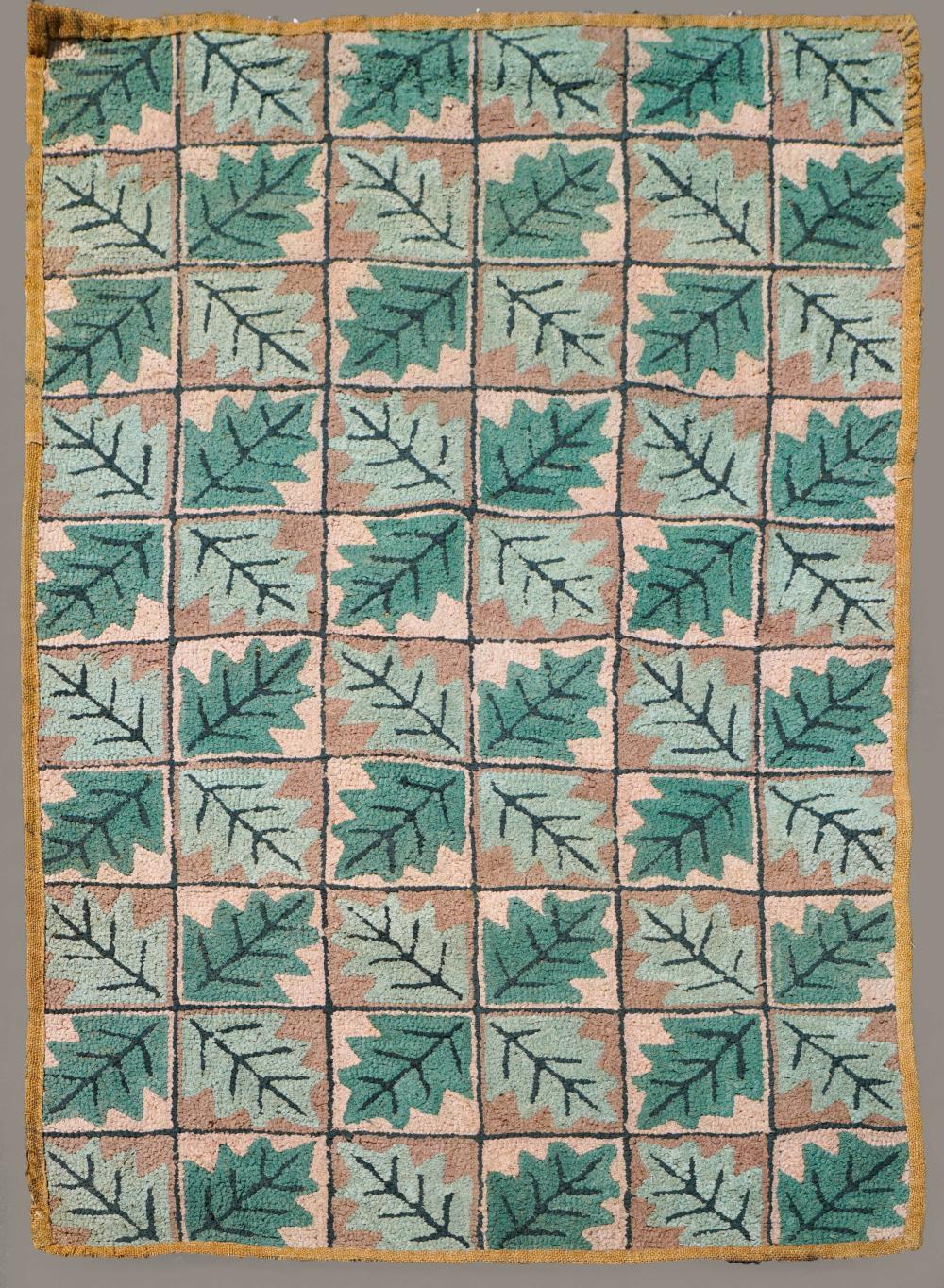 AMERICAN HOOKED RUG WITH LEAF PATTERN