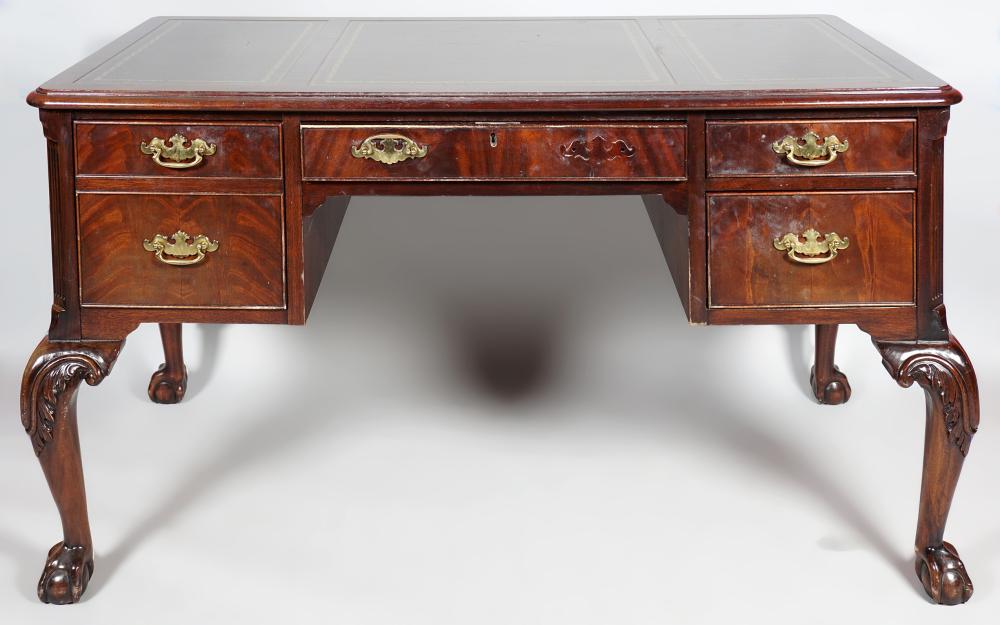 CHIPPENDALE STYLE MAHOGANY DESK