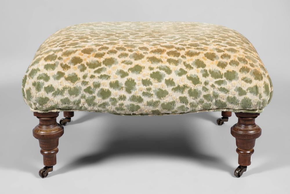 SPOTTED FOOTSTOOL 15 X 27 X 23
