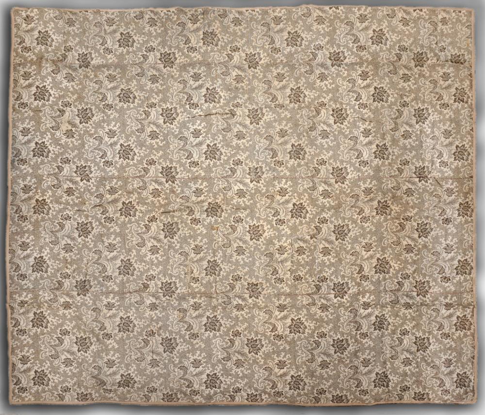 AMERICAN FLORAL WOOL RUG, LATE