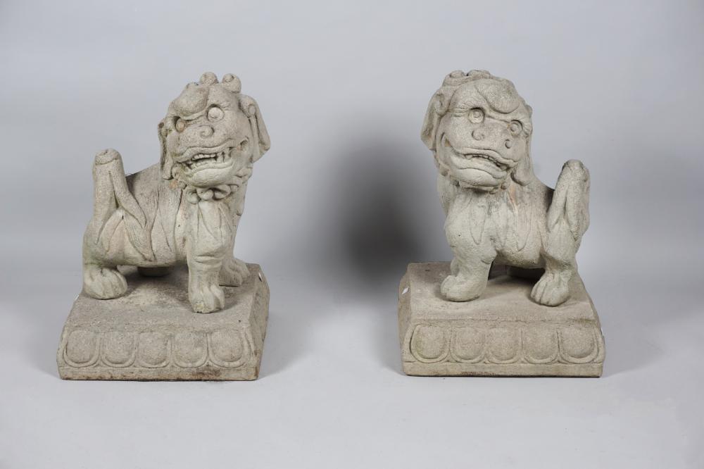 PAIR OF CHINESE MODELS OF BUDDHISTIC 33cfb1