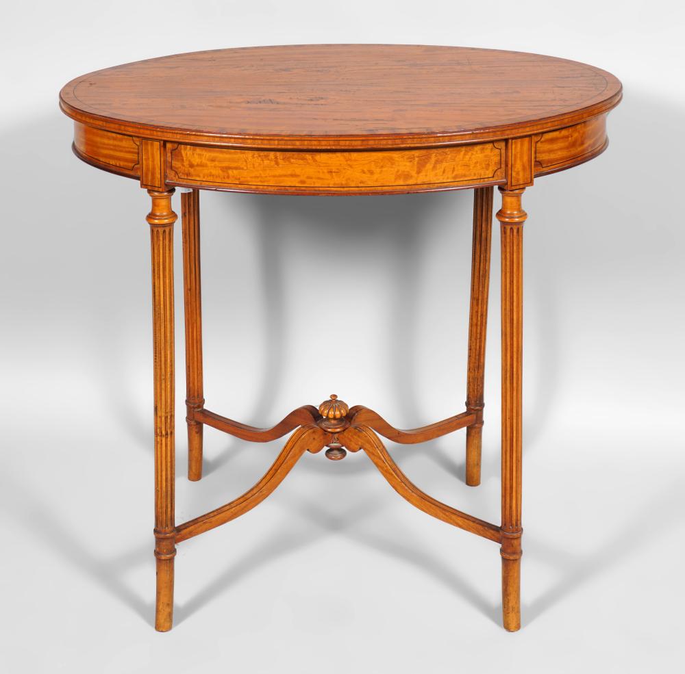 EDWARDIAN SATINWOOD SIDE TABLE 33cffe