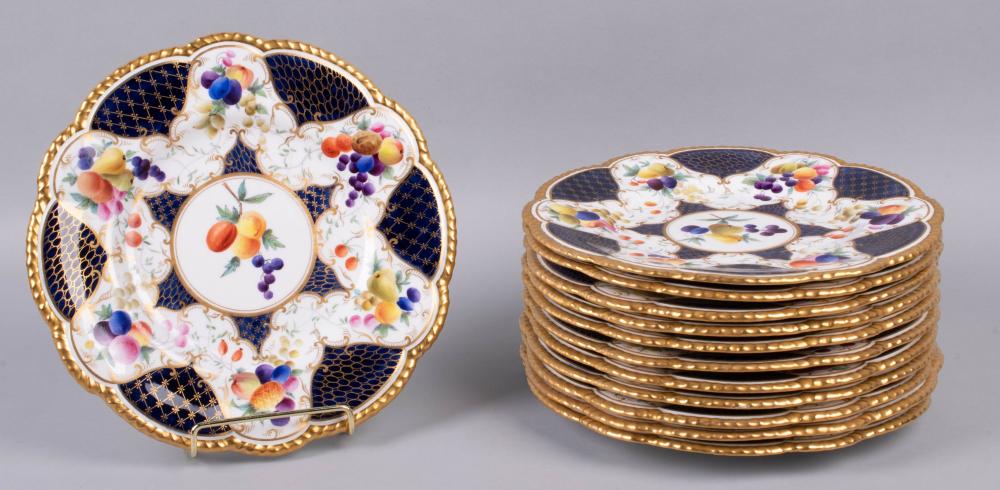 SET OF ROYAL WORCESTER LUNCHEON 33d02d