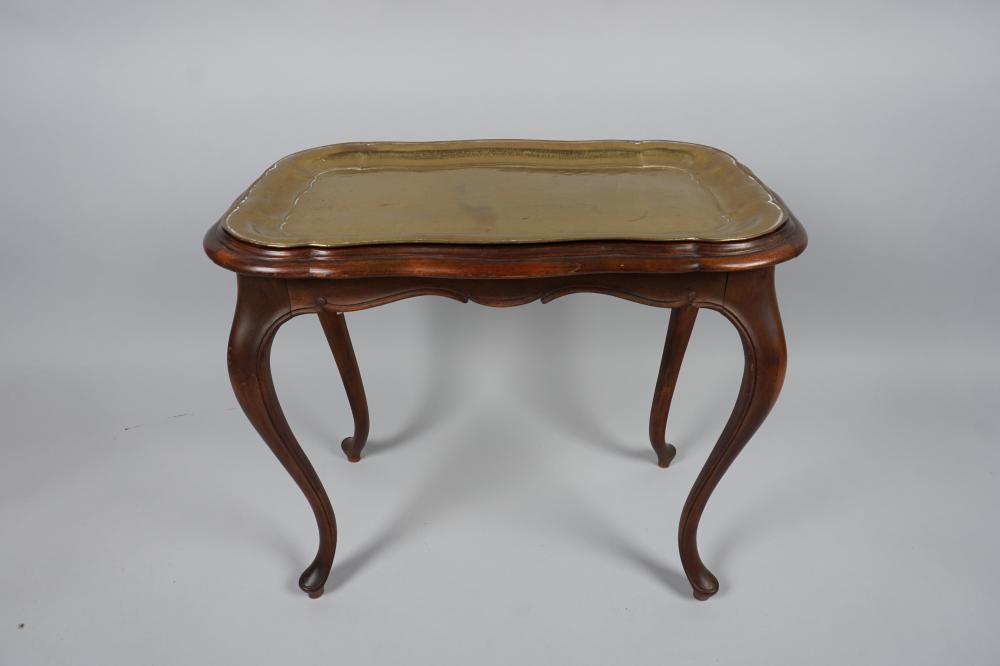 ROCOCO STYLE WALNUT STAINED AND 33d0c2